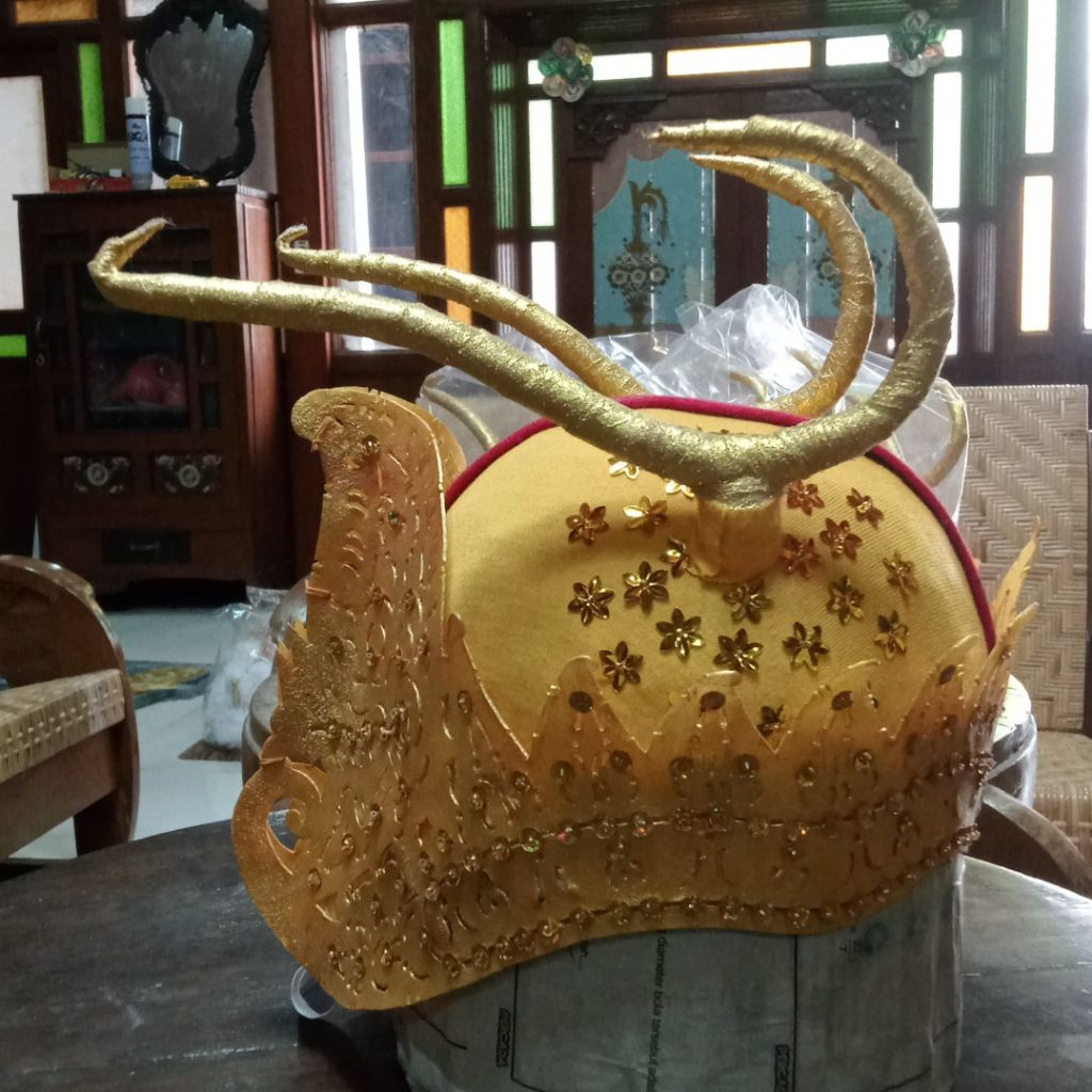 Irah irahan / Mahkota Tari Kidang