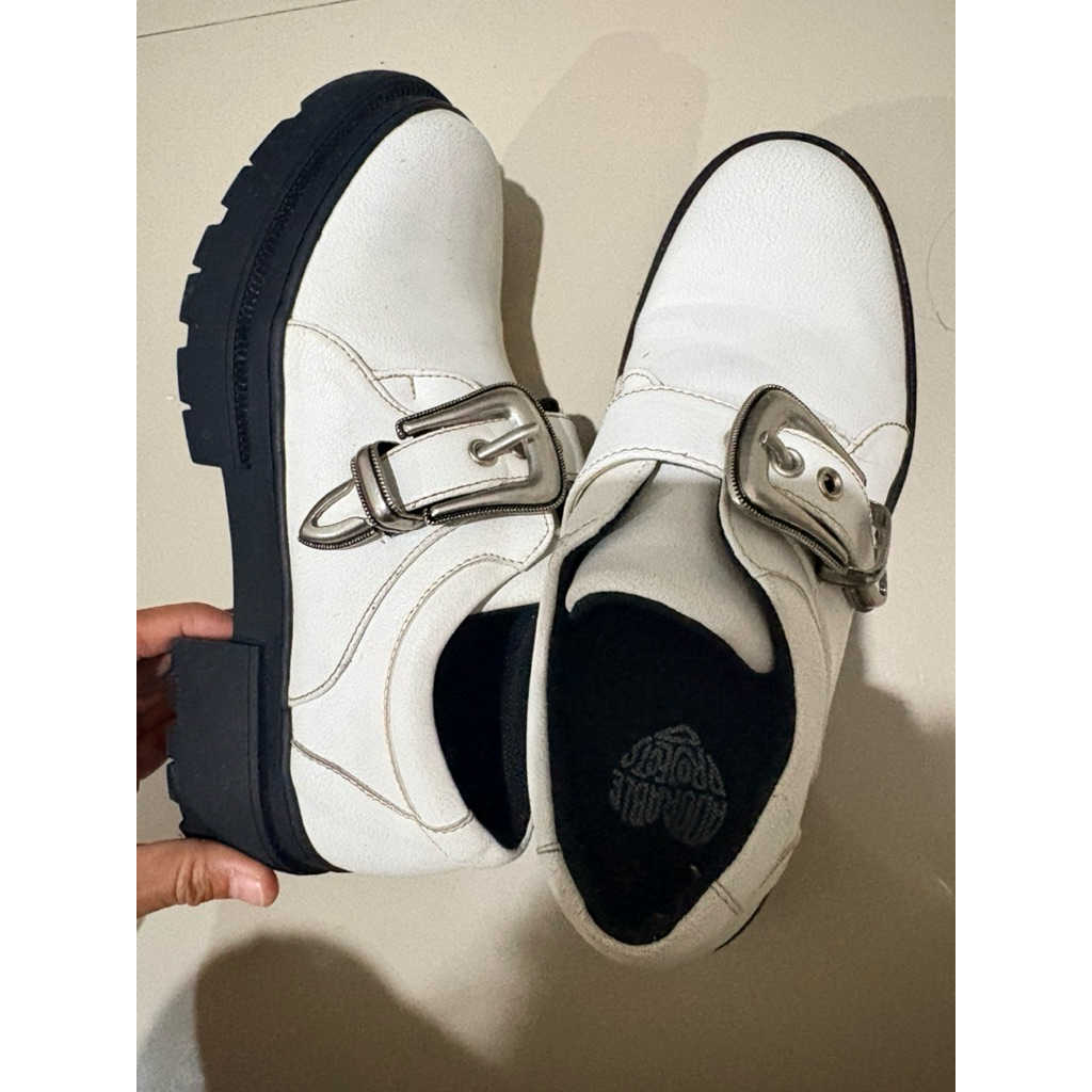 adorable projects white boots size 38