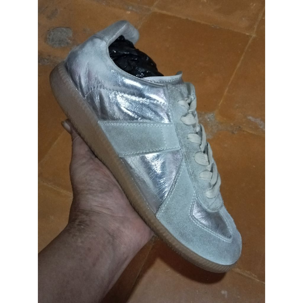 sepatu Maison Margiela size 37 insole 235