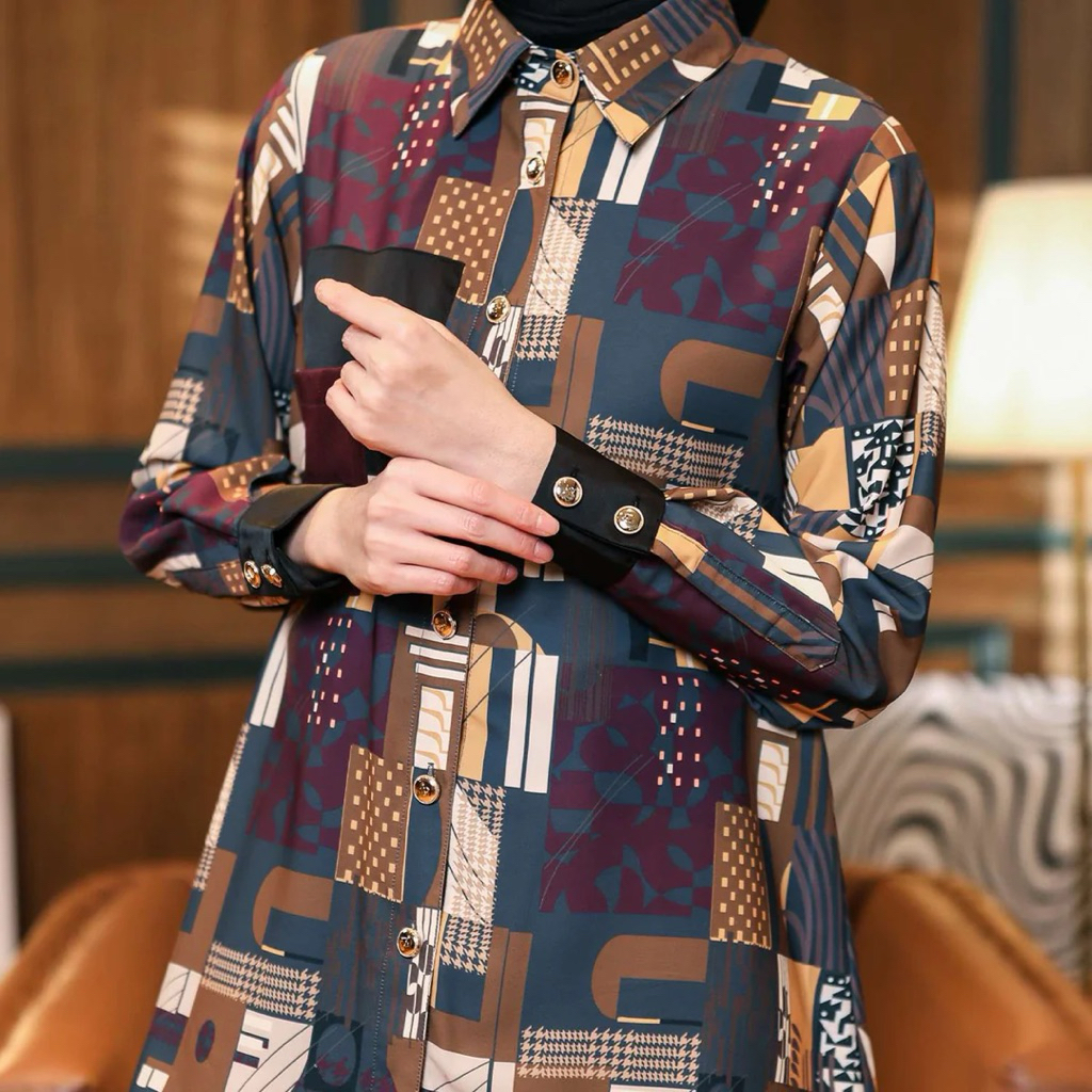 PRELOV ZASKIA SUNGKAR GEMMA BLOUSE SIZE M