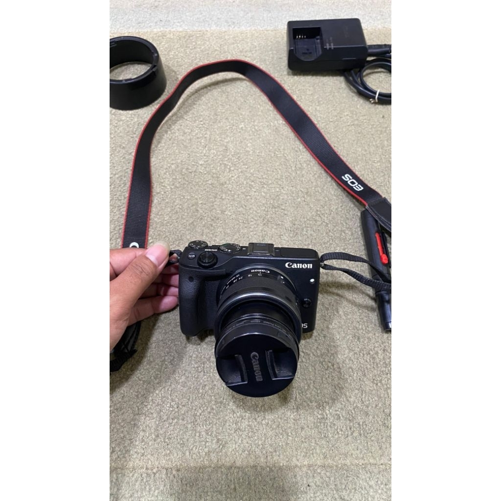 Kamera Canon Mirrorless M3