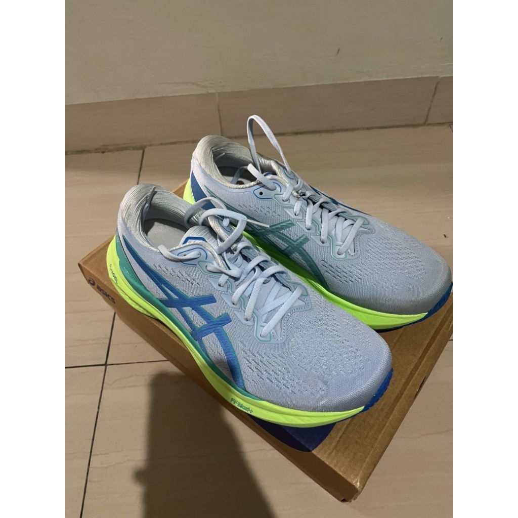 Asics Gel Kayano 30 lite-show