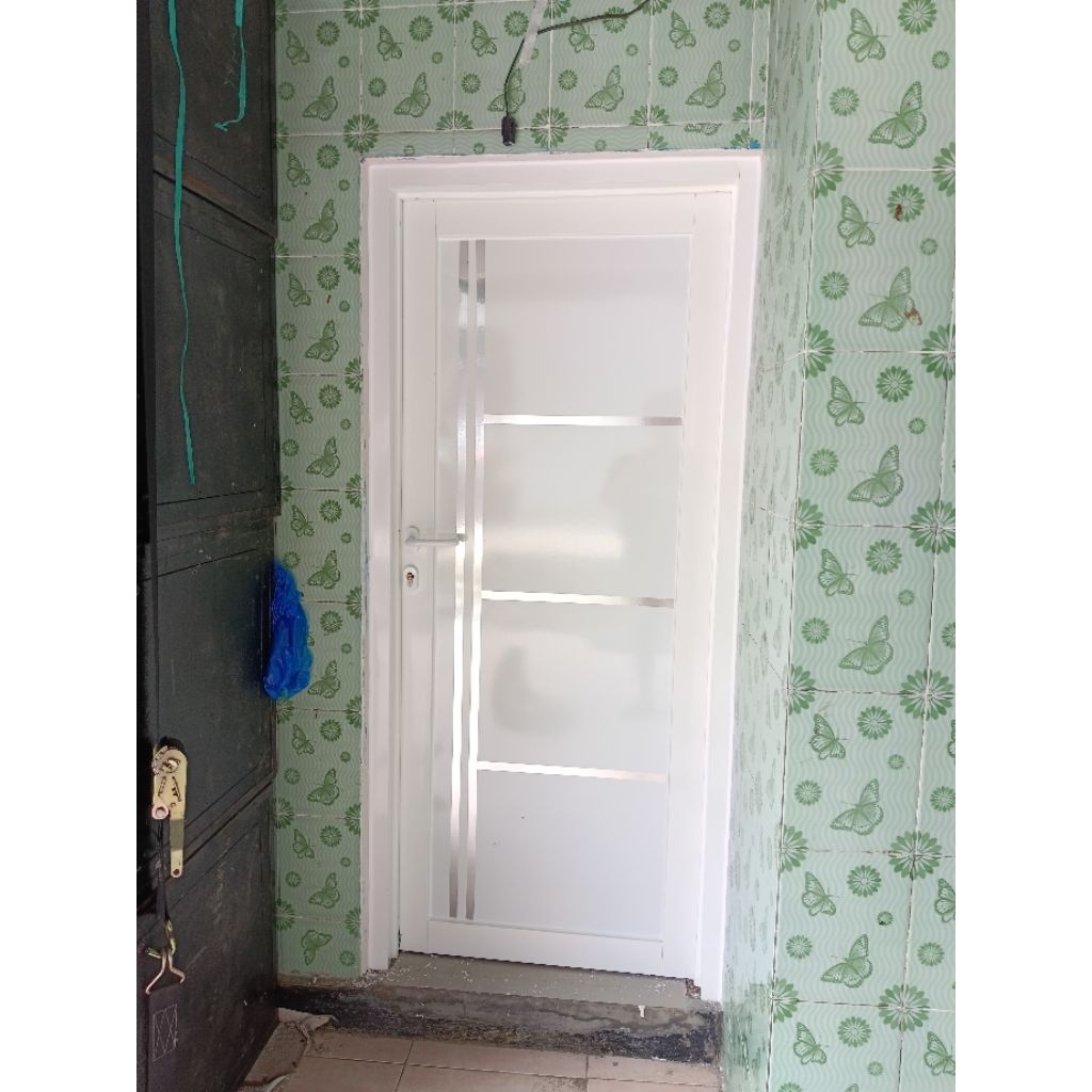 pintu aluminium set kusen plus handle/ pintu kamar mandi anti lembab
