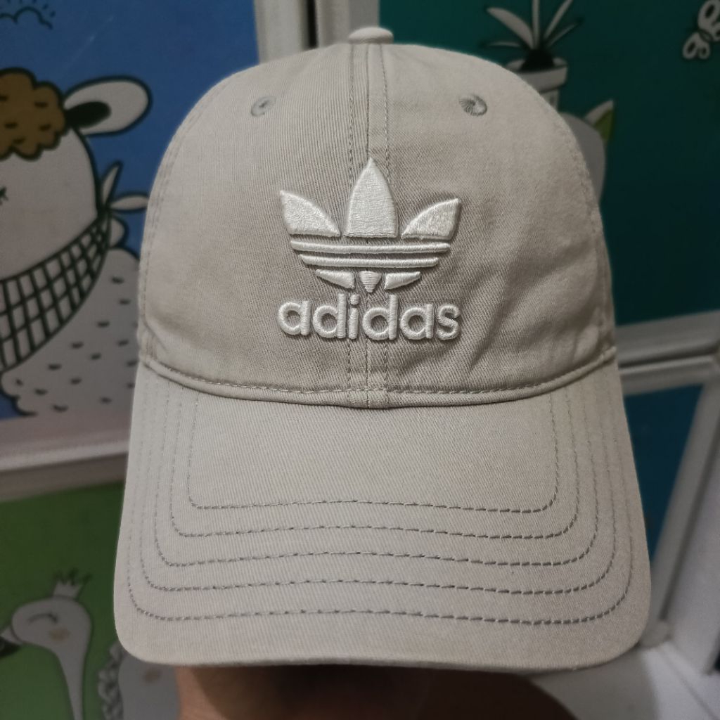 AllSize | Topi Caps Vintage 2016 Adidas Bunga Trefoil Beige Khaki