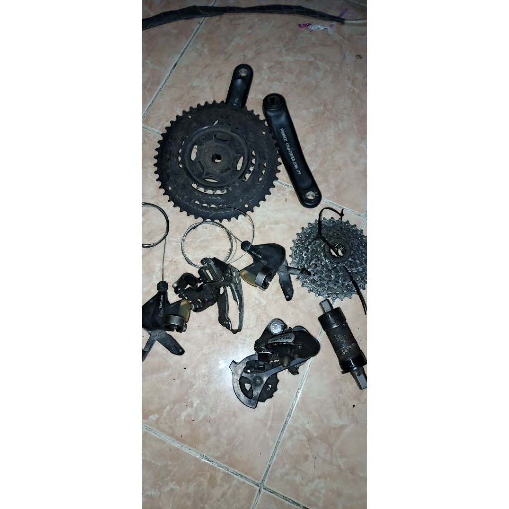 Mini Groupset Copotan Shimano Altus 8 speed