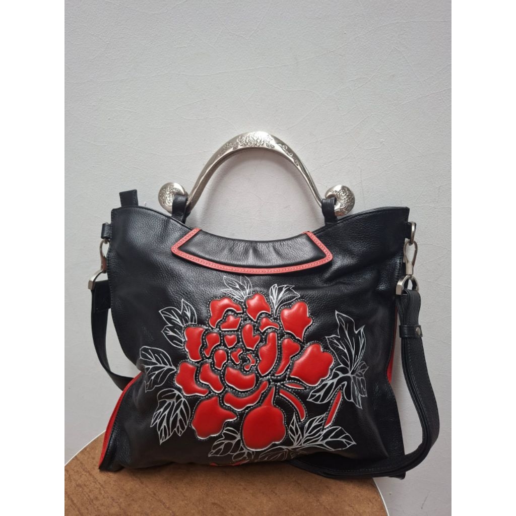 Bampo sling-hand bag kulit asli, hitam