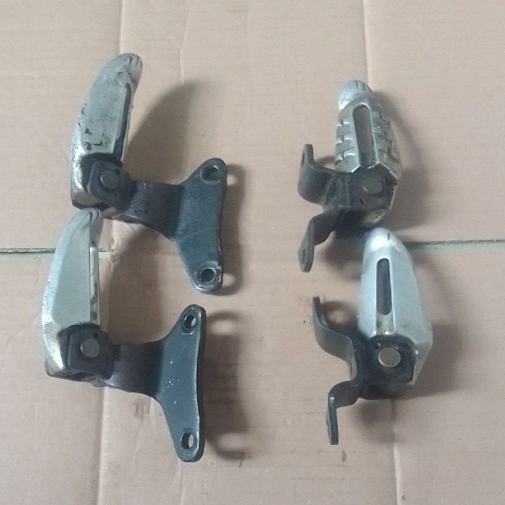 Footstep Mio Smile Mio Soul karbu original (L&R)