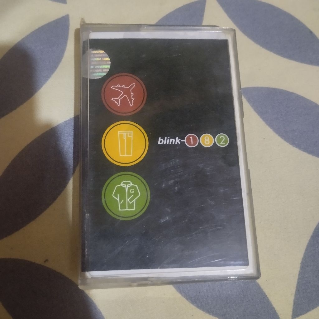 CD Kaset Tape Blink 182  Take off your pants and Jacket