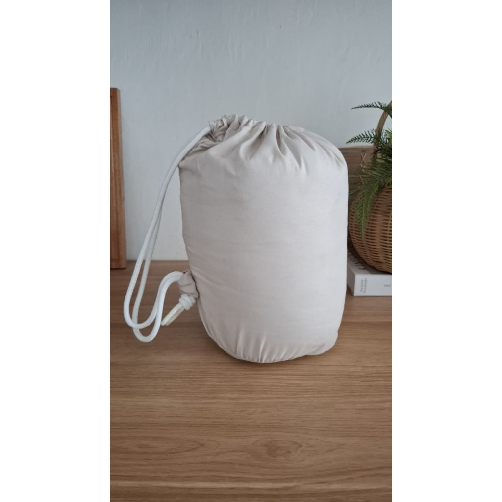 Preloved Selimut Kawaii Valenita