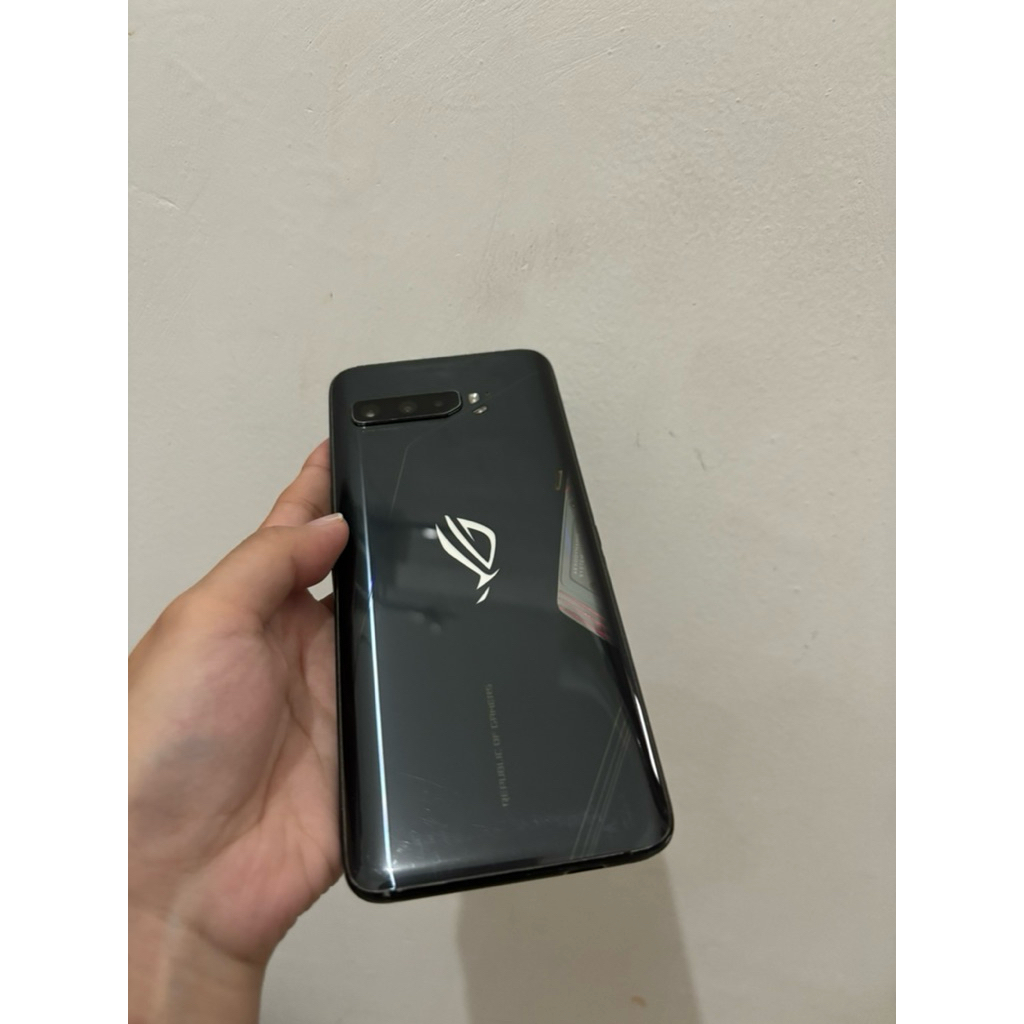 Asus Phone ROG 3, 8/18 - No dus