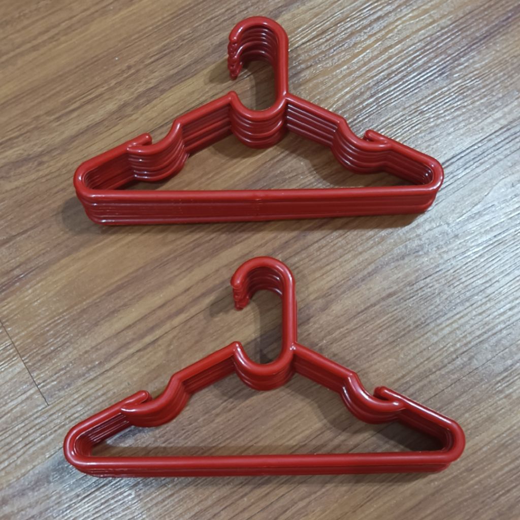 Preloved Hanger plastik Tebal Anak Balita Baby Bayi Gantungan Baju Pakaian bekas