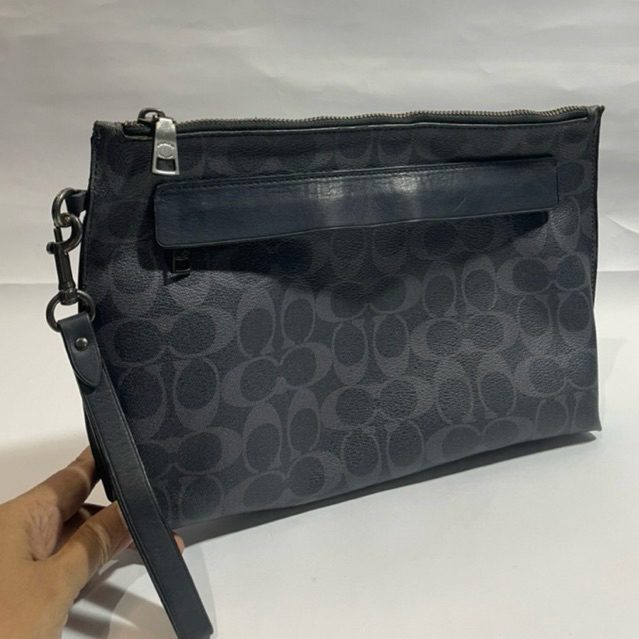 Coach Carryall Men Women Pouch in Signature Canvas Kulit Asli Charcoal Black Preloved