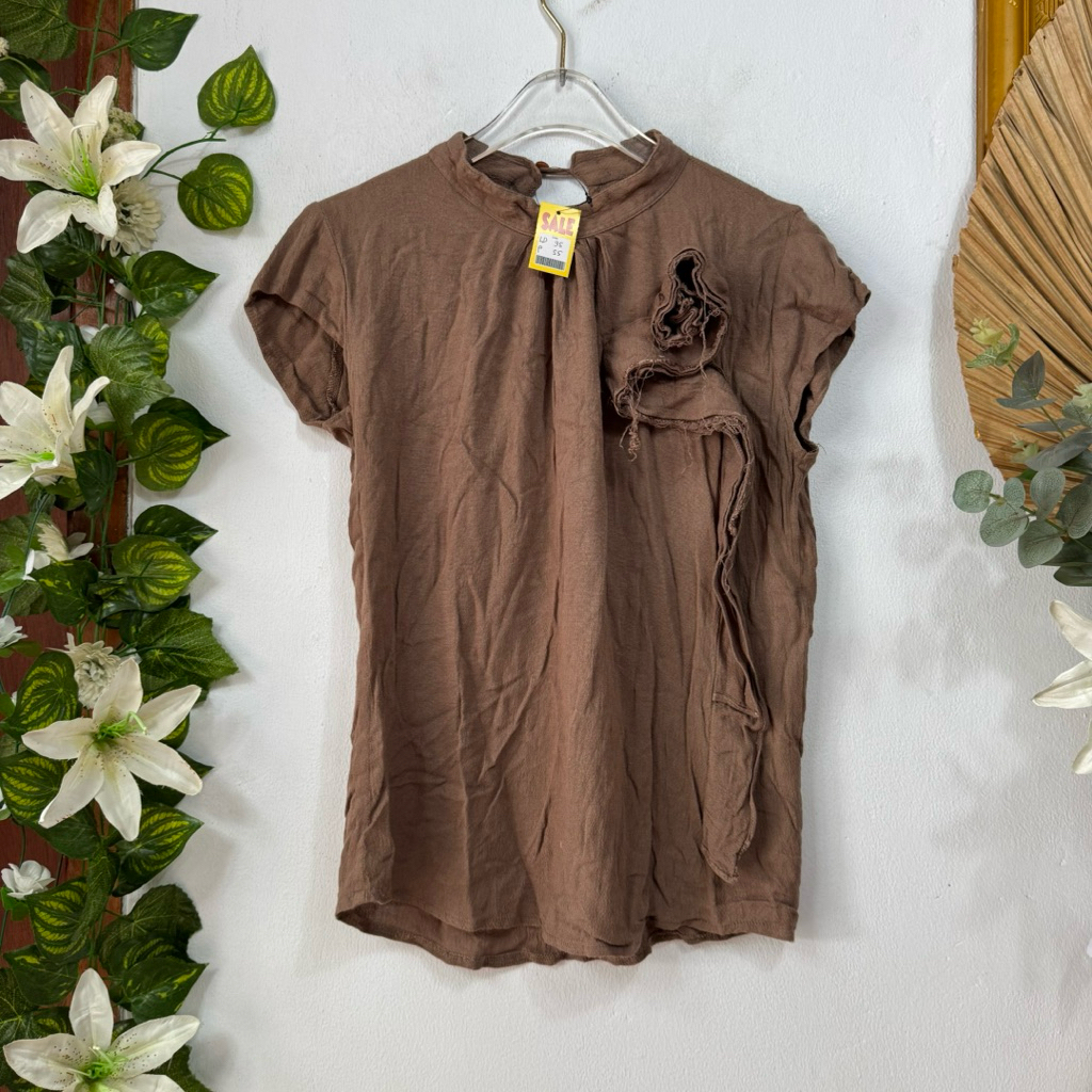 Blouse Ruffle Rayon Coklat