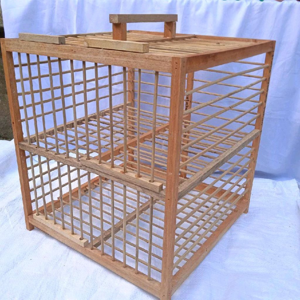 Dongdang merpati 2 pintu Kandang burung merpati 2 pintu ( MASIH AMBRUKAN /BELUM DIRAKIT)