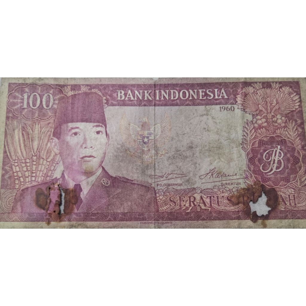 Uang Kuno negara indonesia 100 rupiah sukarno tahun 1960 kondisi renyah dijamin original 100%