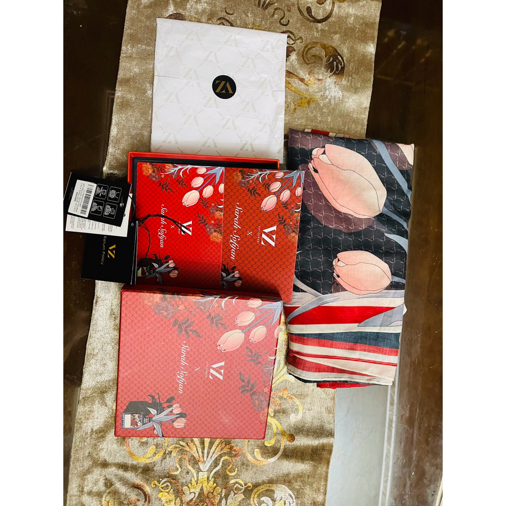Scarf Vivi Zubedi Preloved