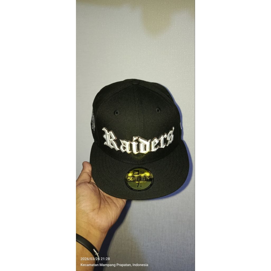 Topi New Era Raiders Script 60th