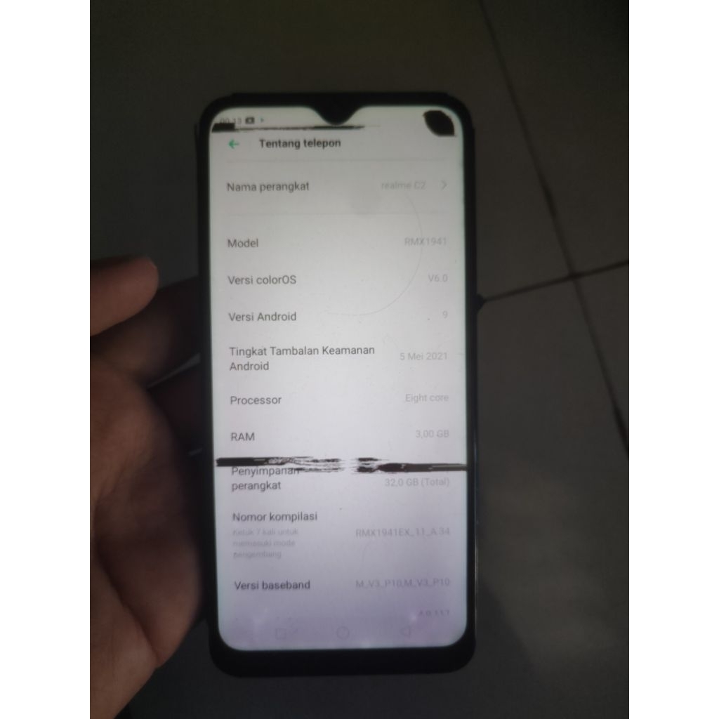 realmi c2 ram 3/32 minus lcd kayak di foto sentuh masih normal dan fisik jelek