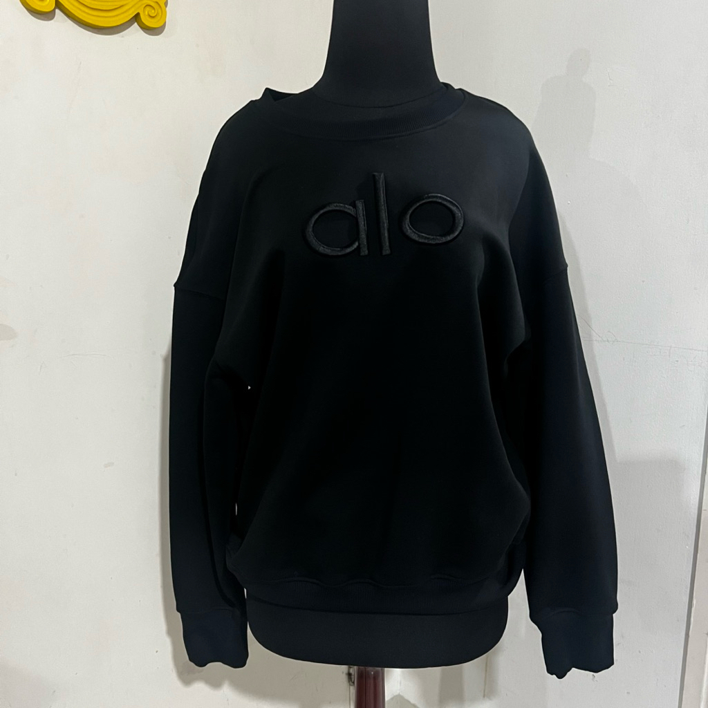 Preloved aloyoga sweater