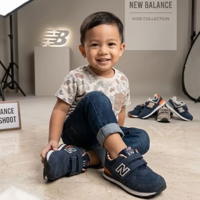 sepatu New Balance 574 anak usia 1-2 tahun preloved