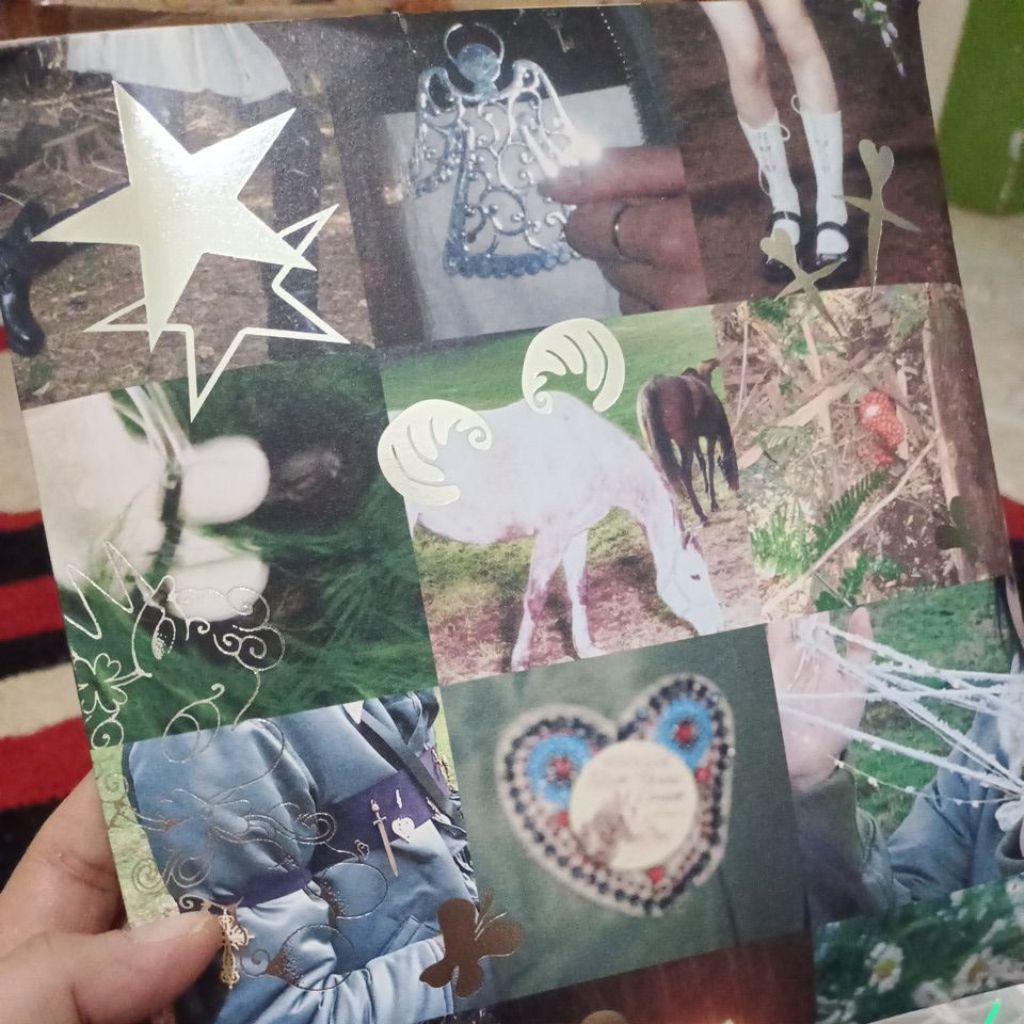 Hearts2Hearts 1st Single Album The Chase (Package Ver)