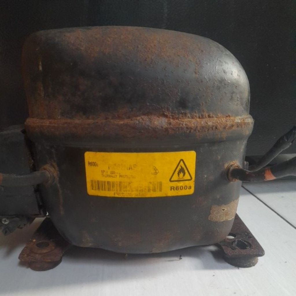 kompresor showcase NR62NAEG