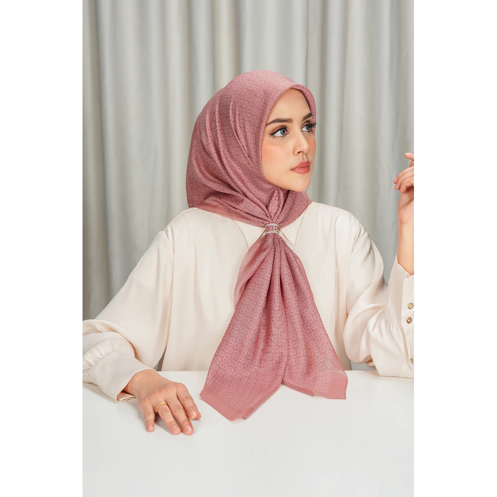 [NEW] Buttonscarves Tapis Square - Terracotta