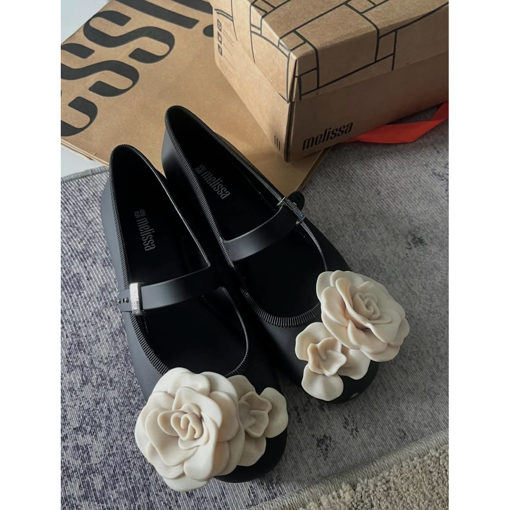 Melissa original preloved