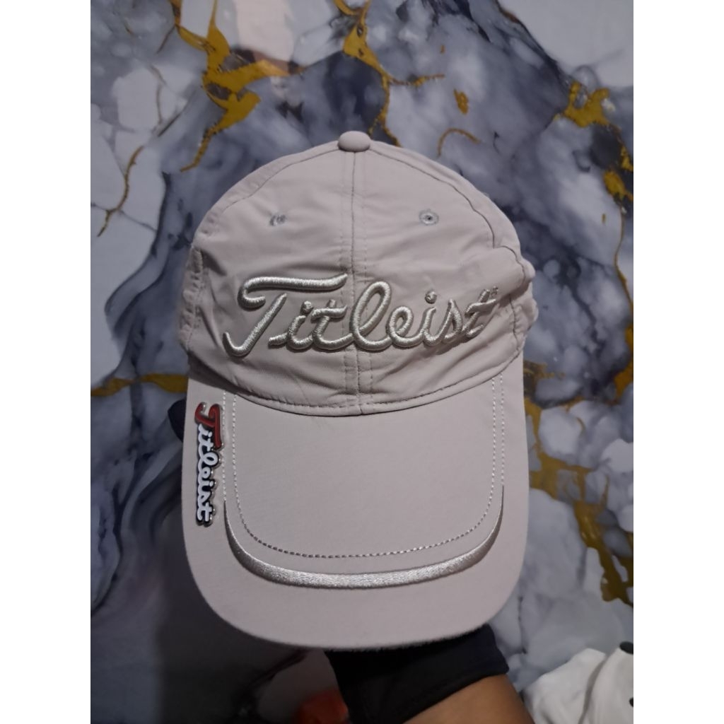 topi titleist