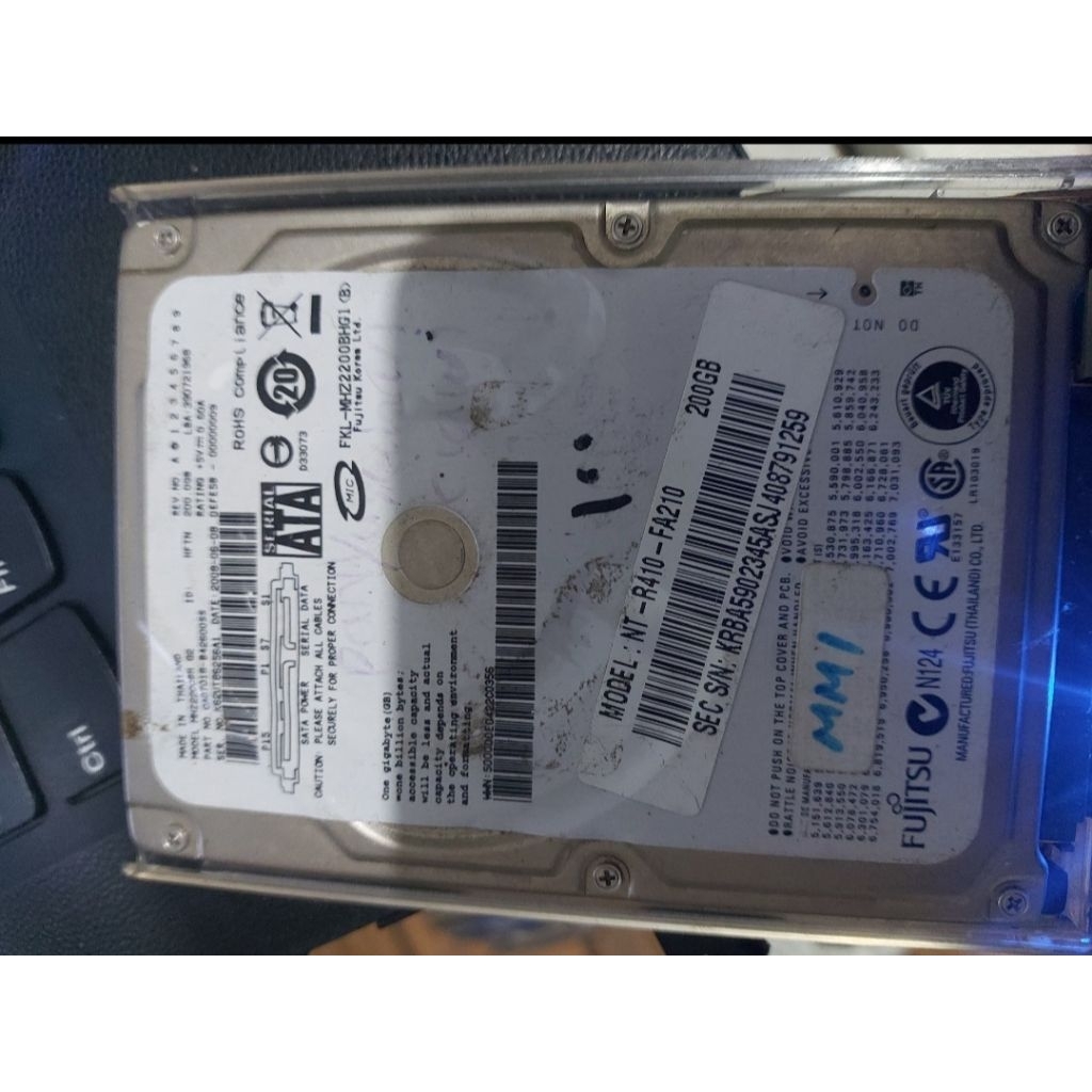 HDD LAPTOP MERK FUJITSU 200GB COPOTAN