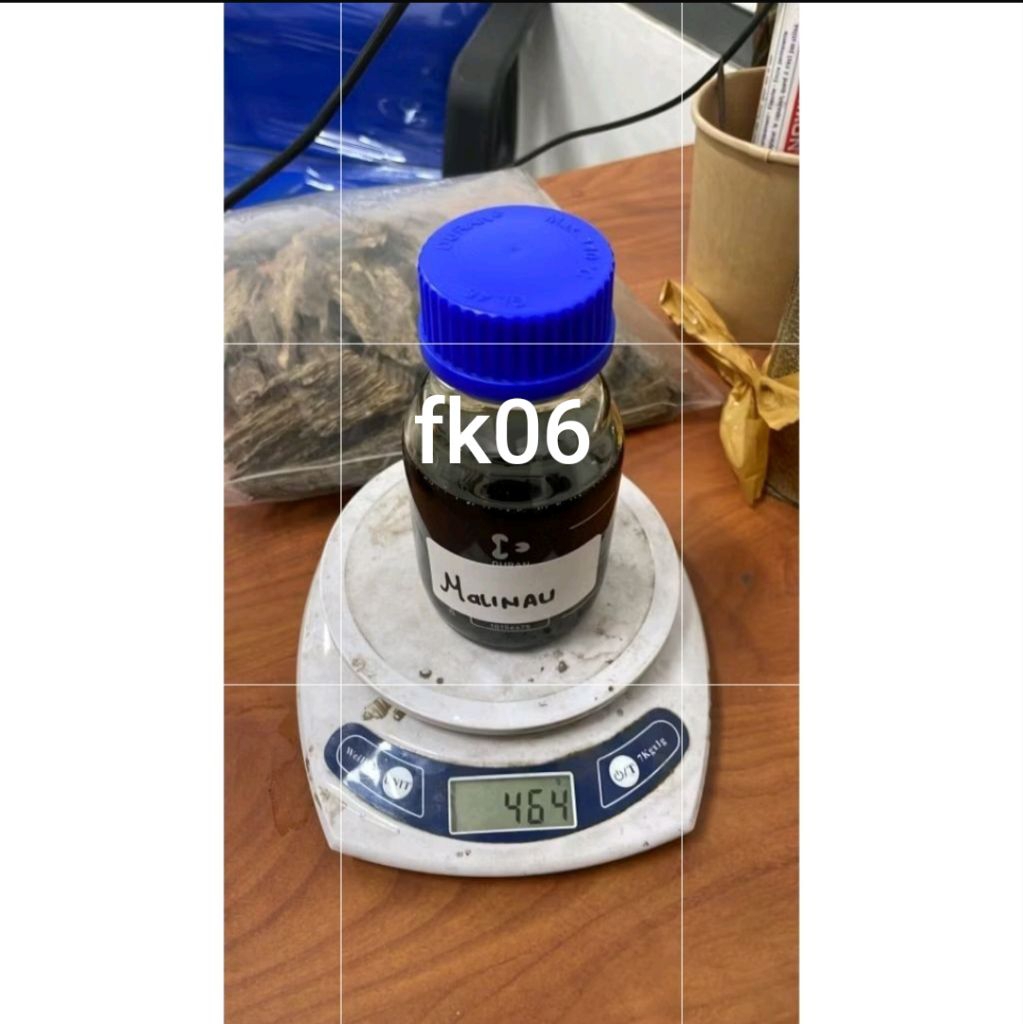 minyak gaharu malinau asli 100% pure sulingan grade super