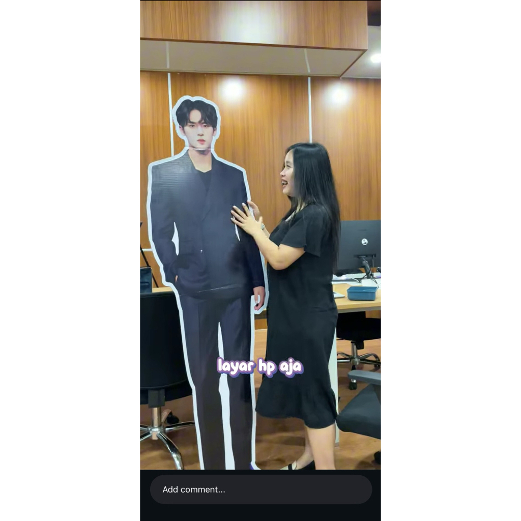 Standee Seventeen
