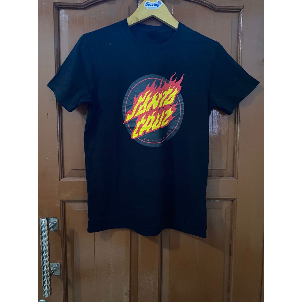 Kaos Santa Cruz Hitam