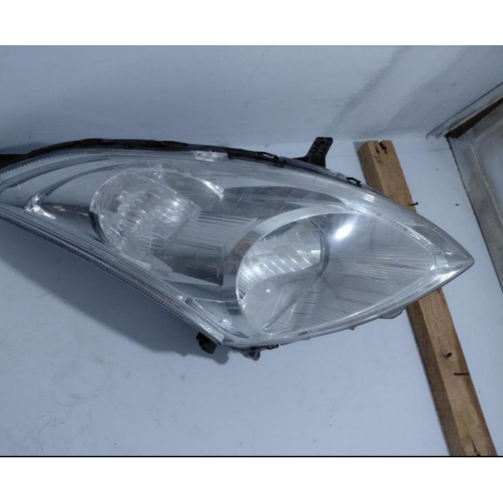 Headlamp swift kanan