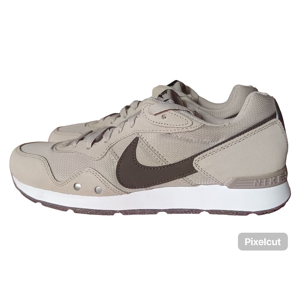 Venture Runner Swoosh