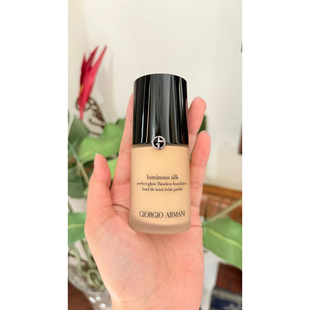 Giorgio Armani Luminous Silk Foundation