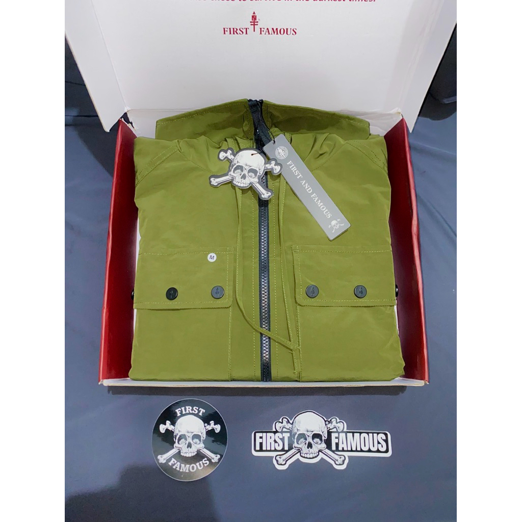 JAKET FIRST AND FAMOUS ( size M )