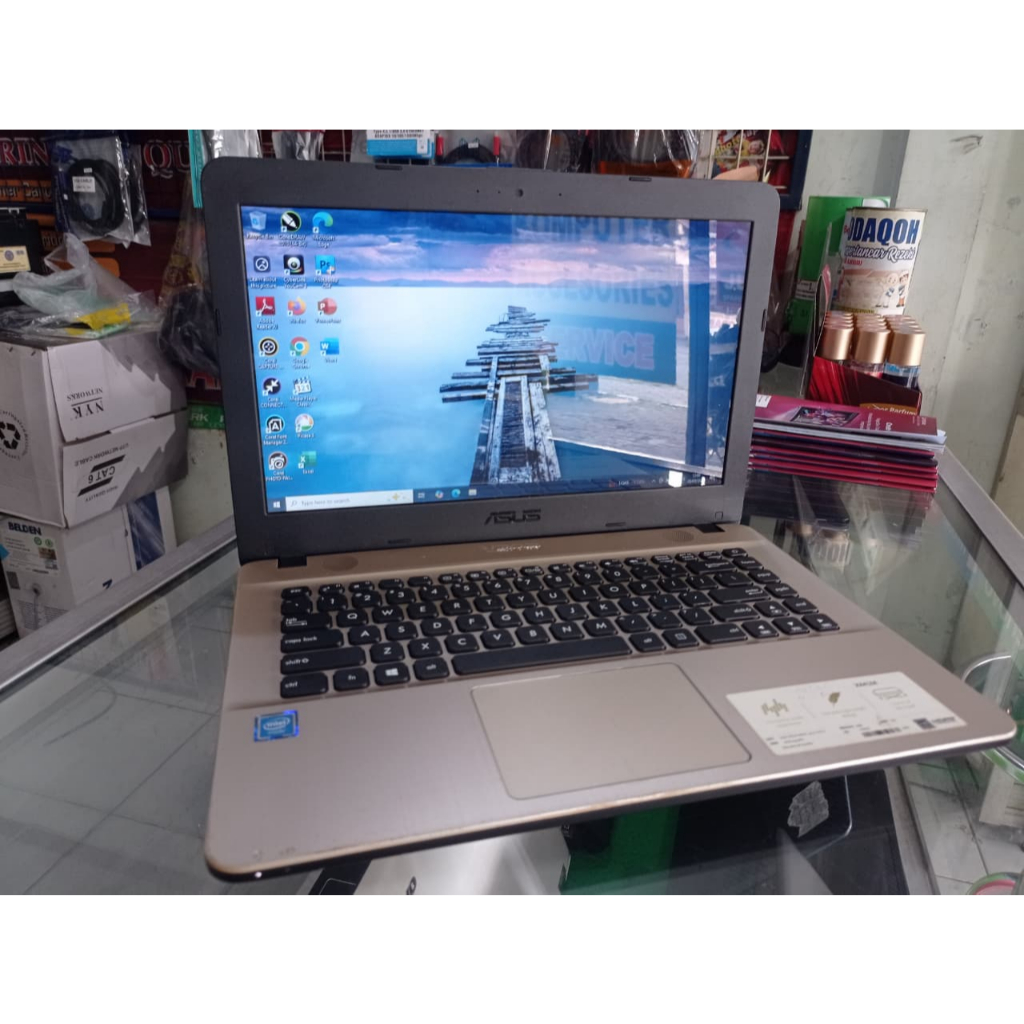 Laptop Asus X441M