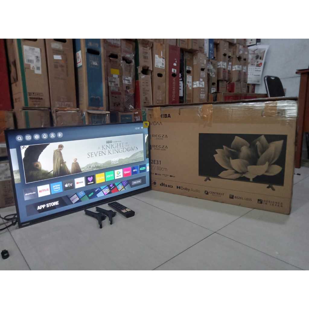 TV LED TOSHIBA 32IN HD SMART TV YOUTUBE DIGITAL TV KONDISI BEKAS PEMAKAIAN 7320F