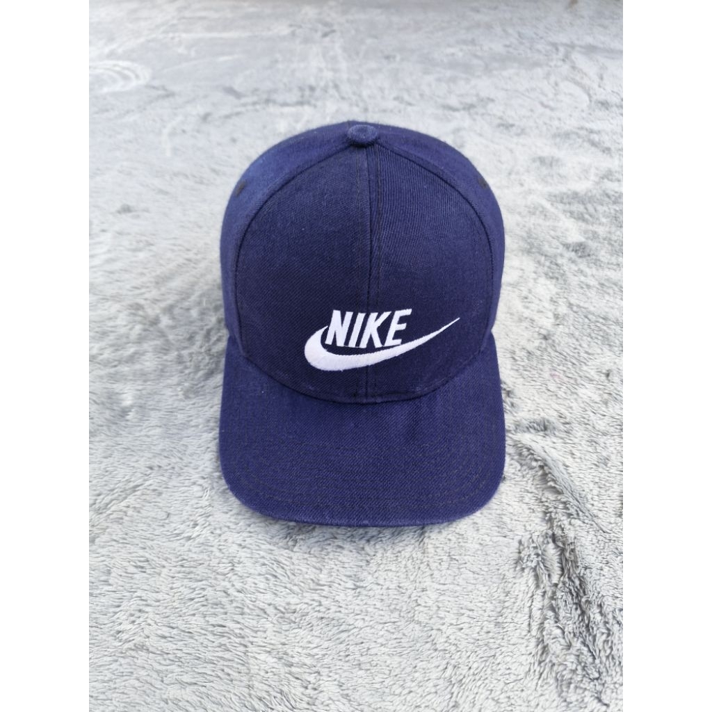 Topi nike vintage