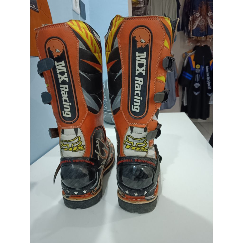 Sepatu Boots Motocross Fox Racing Original – Full Protector – Warna Orange Hitam – Kondisi Bekas