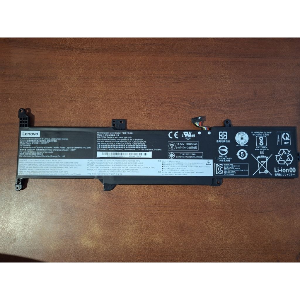 Batrei laptop Lenovo ideapad slim 3 copotan