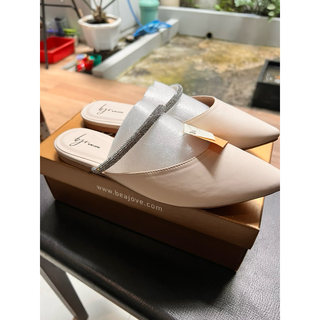 Beajove Mules (39)