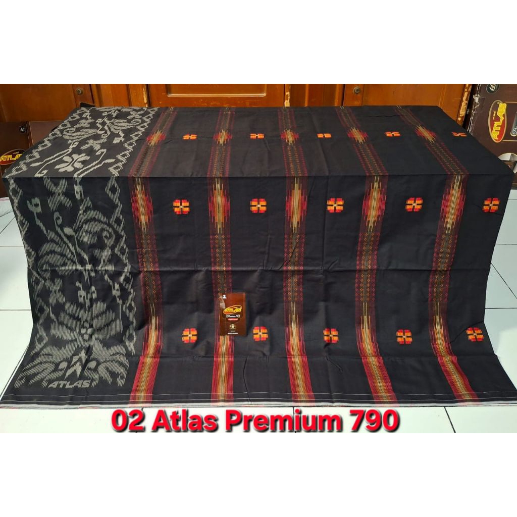 SARUNG Atlas Premium Songket Spesial 790 GOLD, Atlas Jaquard 790 Gold Lembut dan nyaman di pakai.