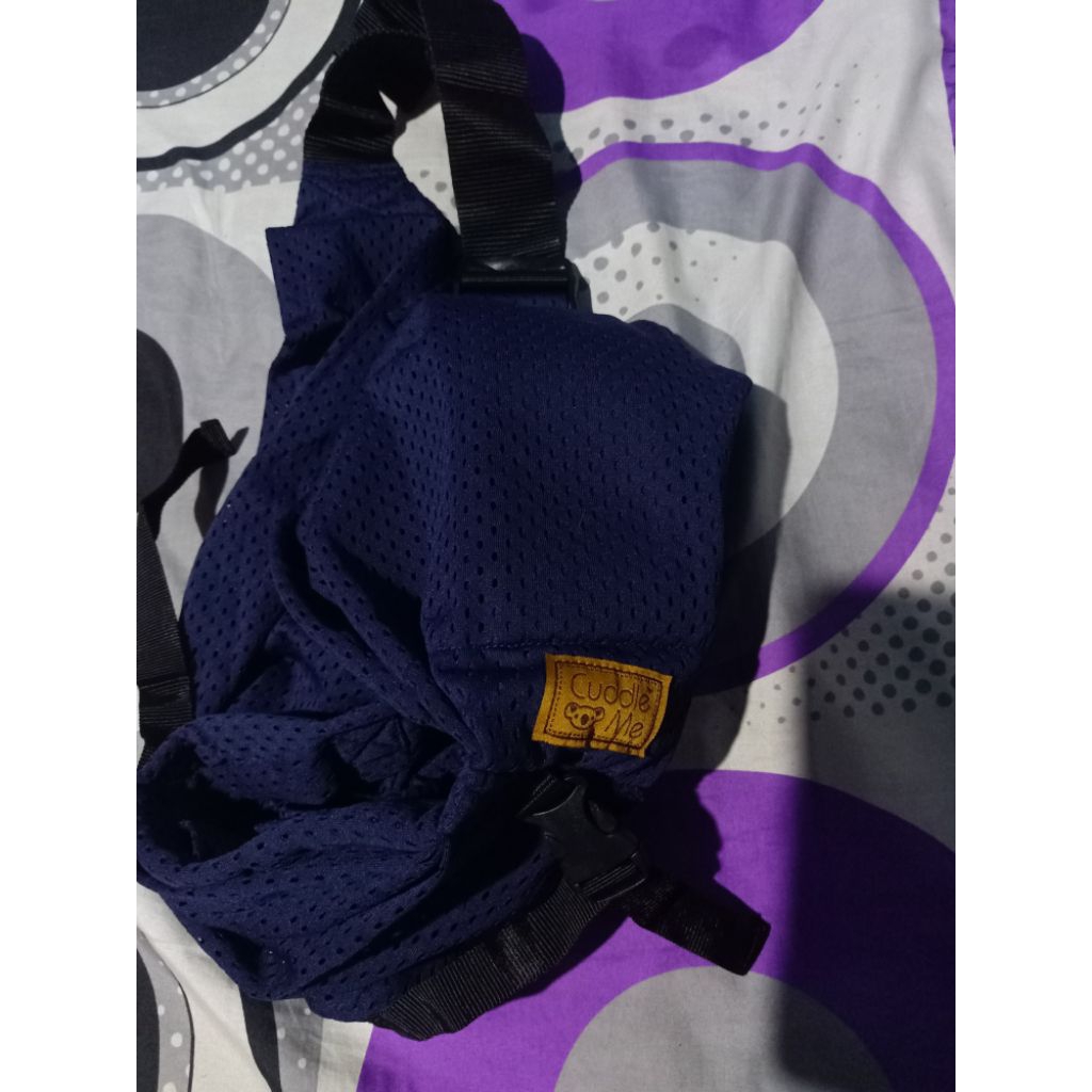Preloved Gendongan Geosfit Air Cuddle Me