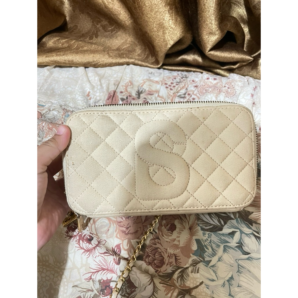 preloved yura denim bag buttonscarves