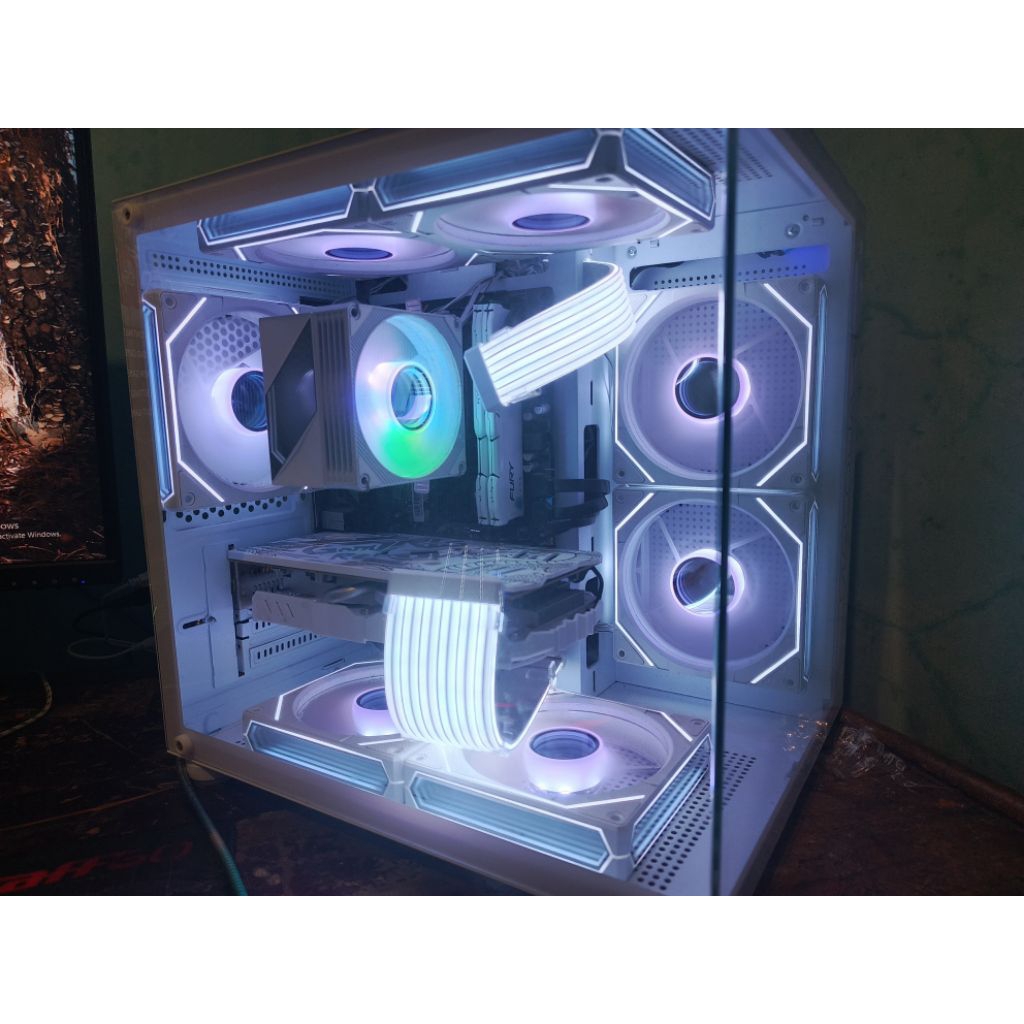 Jual PC High End 1 Set Tinggal PakeGod Of War Ragnarok Rata Kanan, Genshin Impack Rata Kanan. apalag