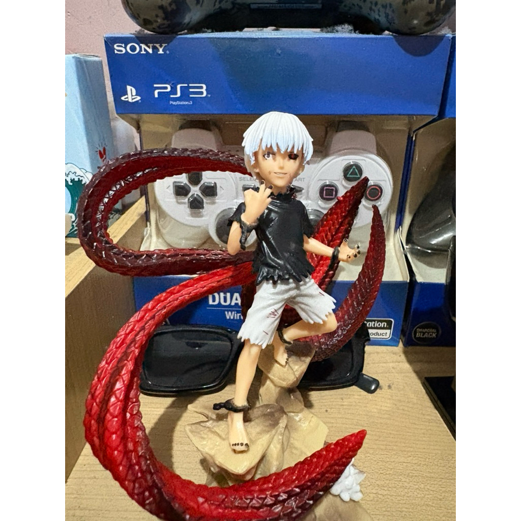 Kaneki ken action figure
