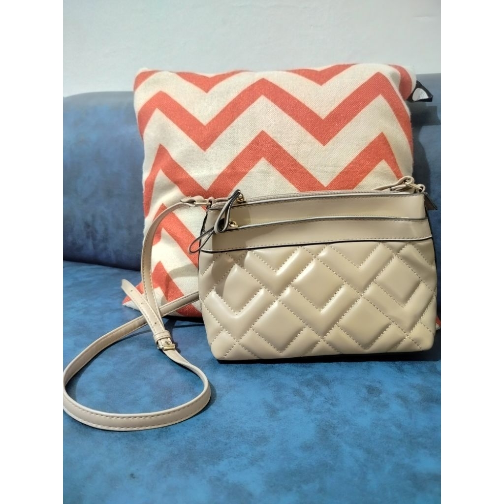 TAS SELEMPANG PRIMARK