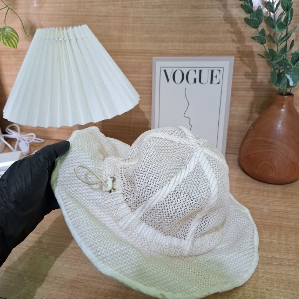 PRELOVED TOPI ANAK